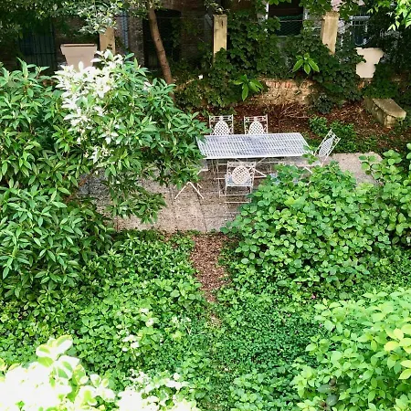 奥坦西罗塞蒂住宿加早餐旅馆 住宿加早餐酒店 的里雅斯特