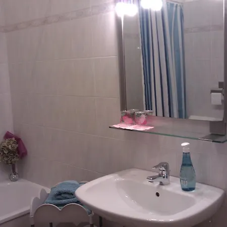 住宿加早餐酒店 奥坦西罗塞蒂住宿加早餐旅馆 的里雅斯特